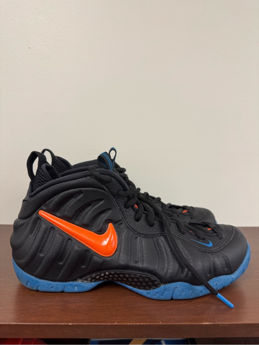 Nike Air Foamposite Pro Knicks (2019) 624041-010 Men's 9.5